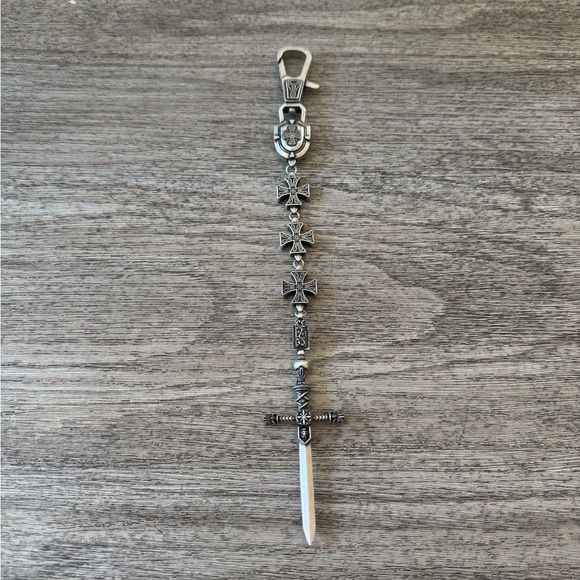 Silver Cross Keychain - Picture 1 of 3